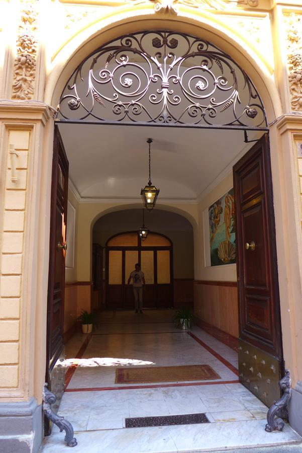 לינה וארוחת בוקר רומא Residenza Vespasiano מראה חיצוני תמונה