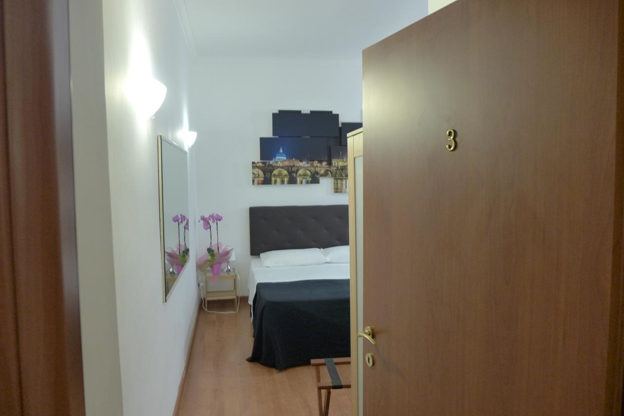 לינה וארוחת בוקר רומא Residenza Vespasiano מראה חיצוני תמונה